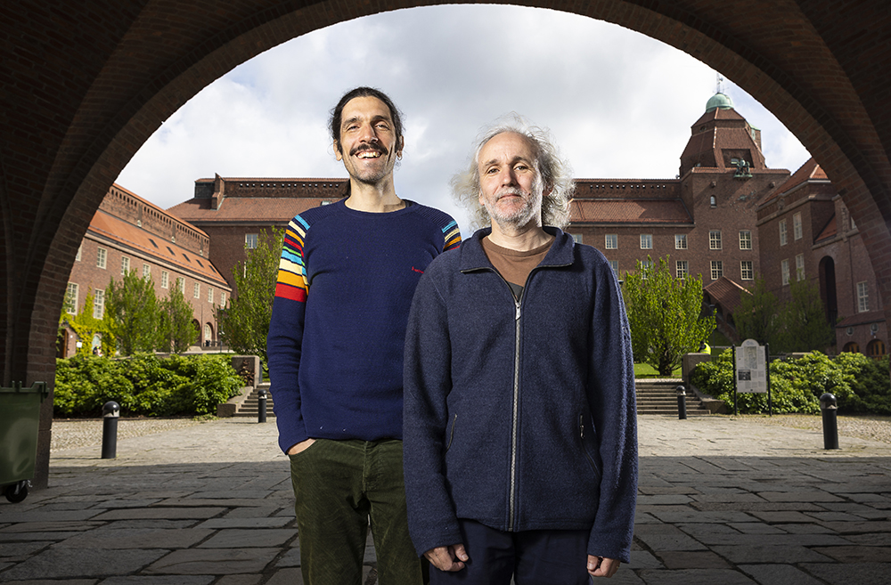 Martin Monperrus och Benoit Baudry, professorer i programvaruteknik på KTH. Foto: Johan Marklund