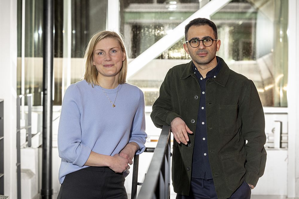 Stella Sten och Ahmet Bahadir Yildiz har båda doktorerat på KTH i nära samarbete med Sandvik. Foto: Fredrik Hjerling