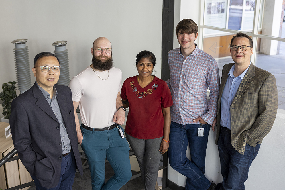 Ning Xiong, Matteo Santoro, Sarala Naidu, Carl Jidling och Magnus Berg-Kolsmyr. Foto: Per Groth