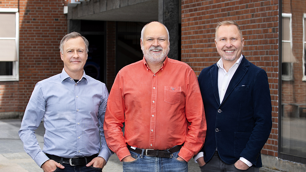 Björn Gävert, industridoktorand på Ericsson, professor Thomas Eriksson, huvudhandledare på Chalmers och adjungerad professor Mikael Coldrey, bihandledare på Ericsson. Foto: Lisa Jabar / AnnalisaFoto