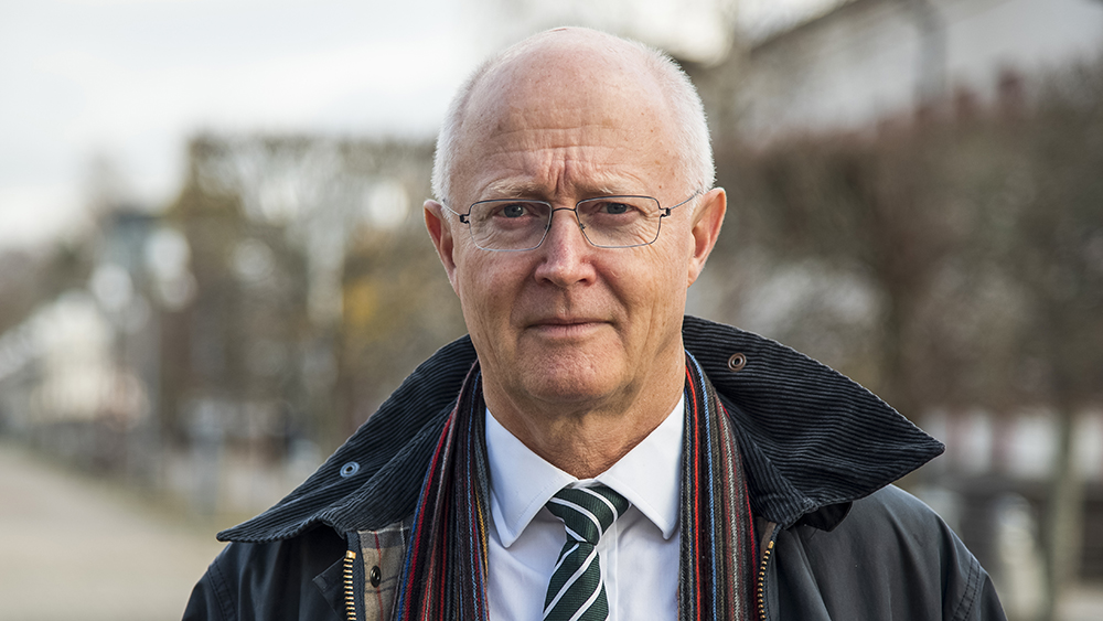 Johan Schnürer är rektor emeritus för Örebro universitet och ordförande för Campus totalförsvar. Foto: Jesper Mattsson